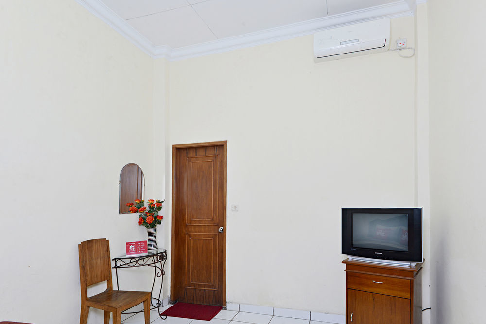Zen Rooms Antapani Syariah Bandung Ngoại thất bức ảnh