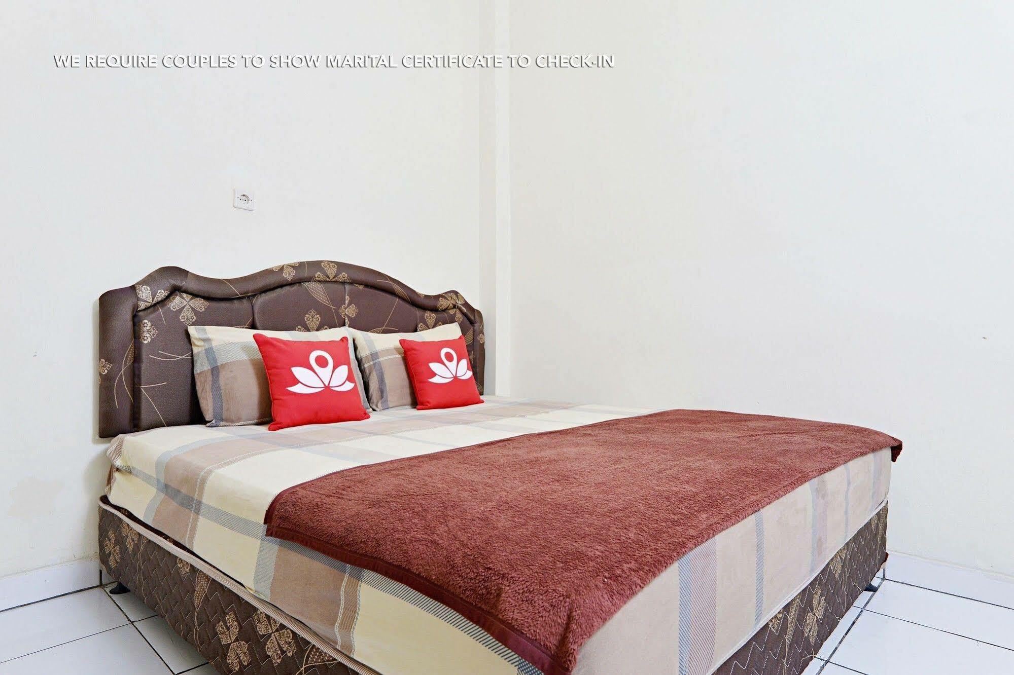 Zen Rooms Antapani Syariah Bandung Ngoại thất bức ảnh