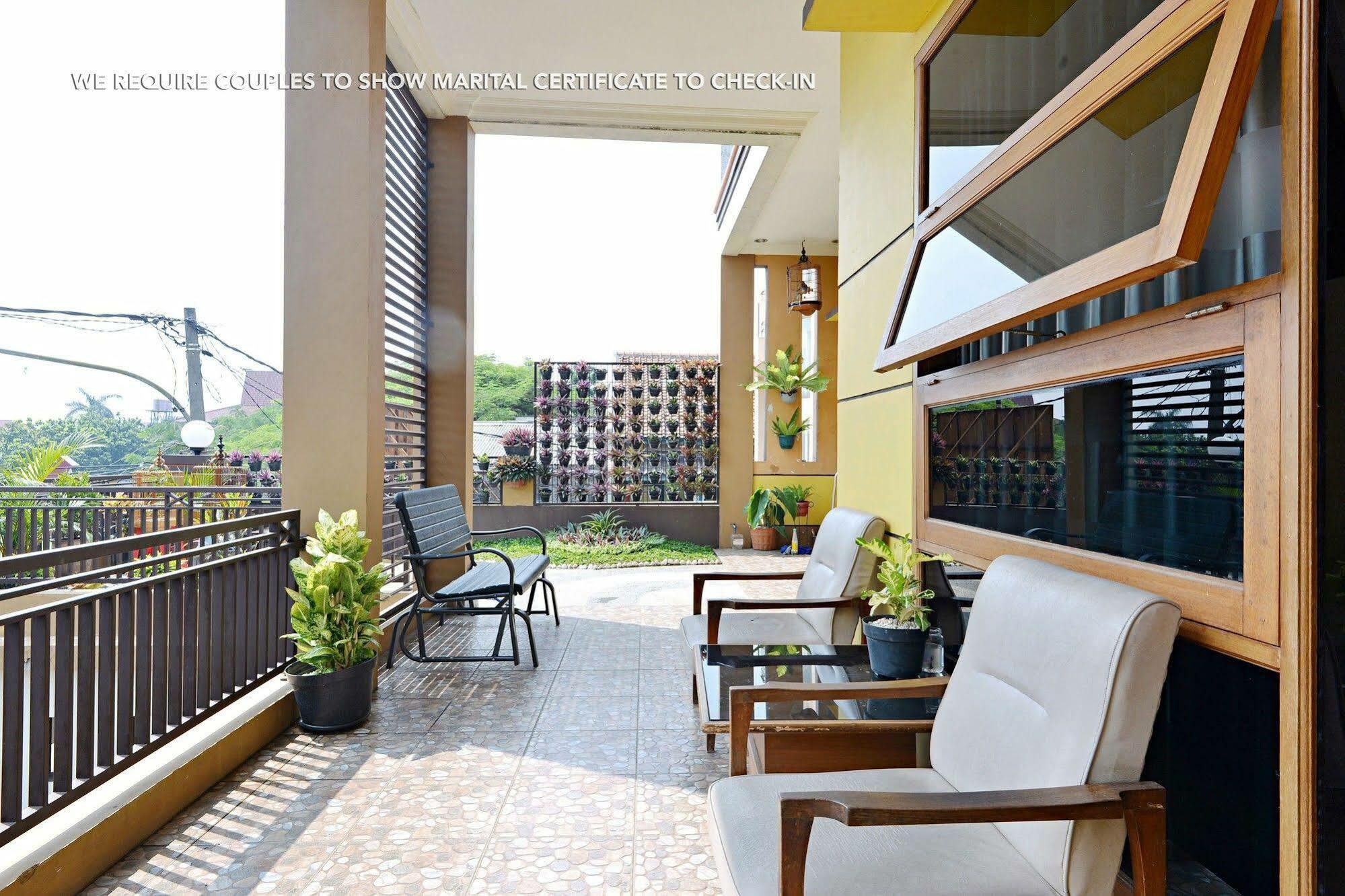 Zen Rooms Antapani Syariah Bandung Ngoại thất bức ảnh